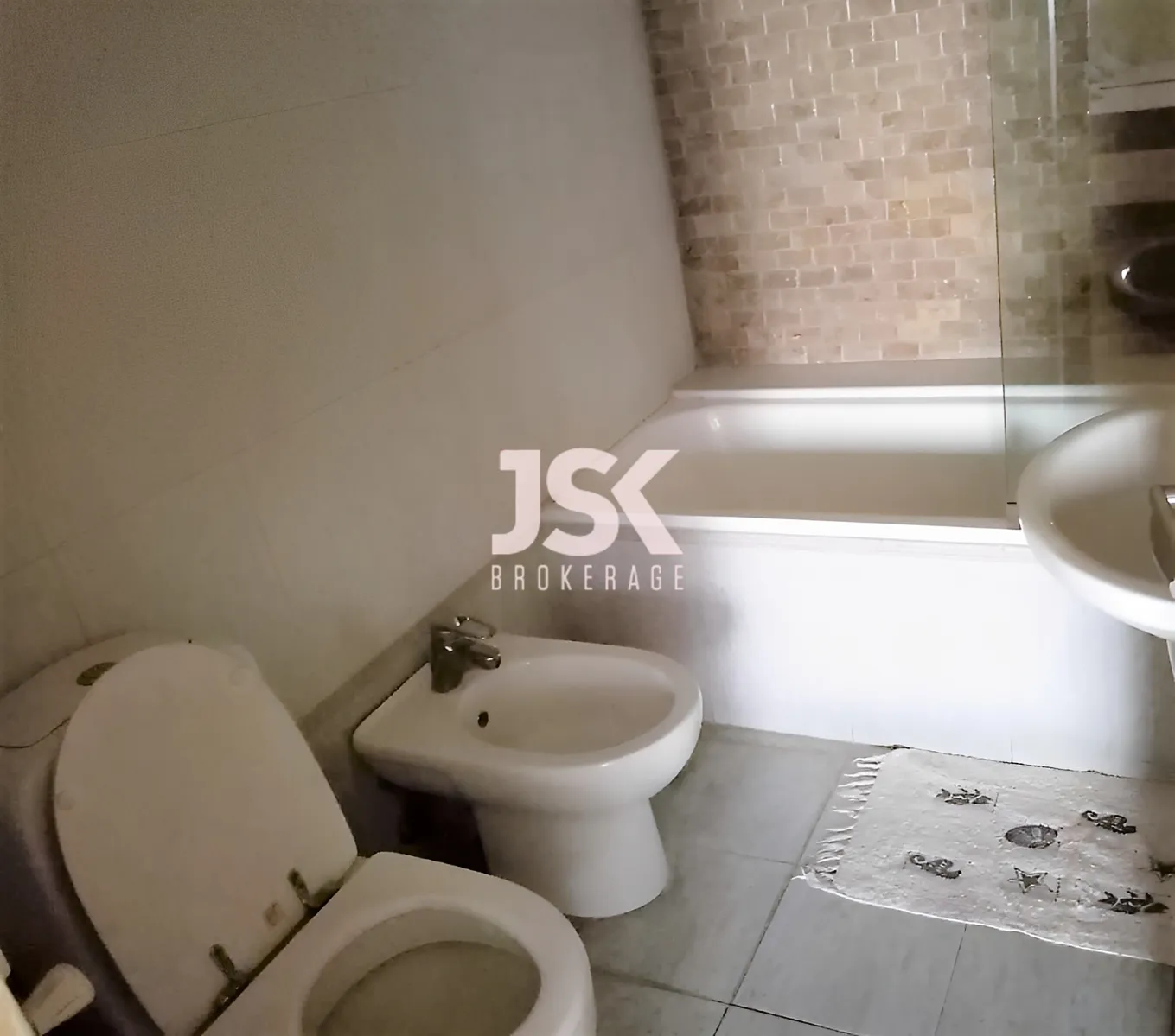 Apartment for Sale in Sioufi