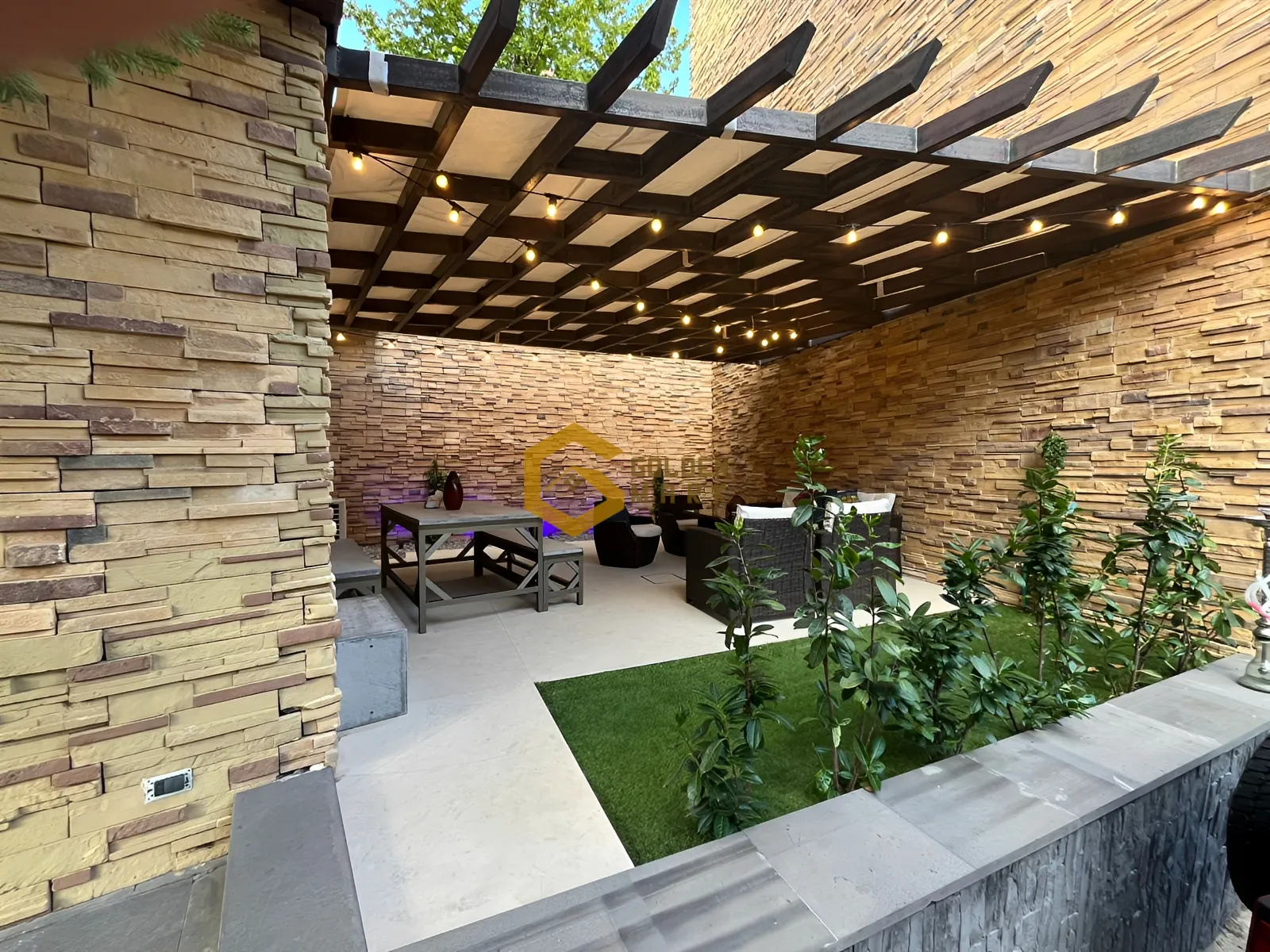 Apartment for Sale in Faqra - 2 bed, 2 bath
