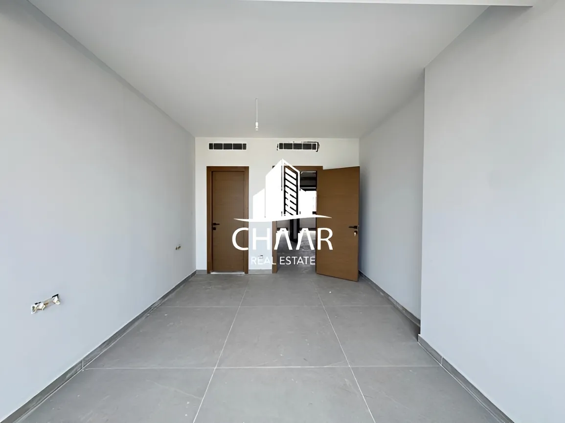 Apartment for sale in Spears, Bayrut, Lebanon