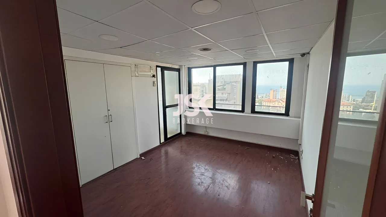 Office for Rent in Achrafieh