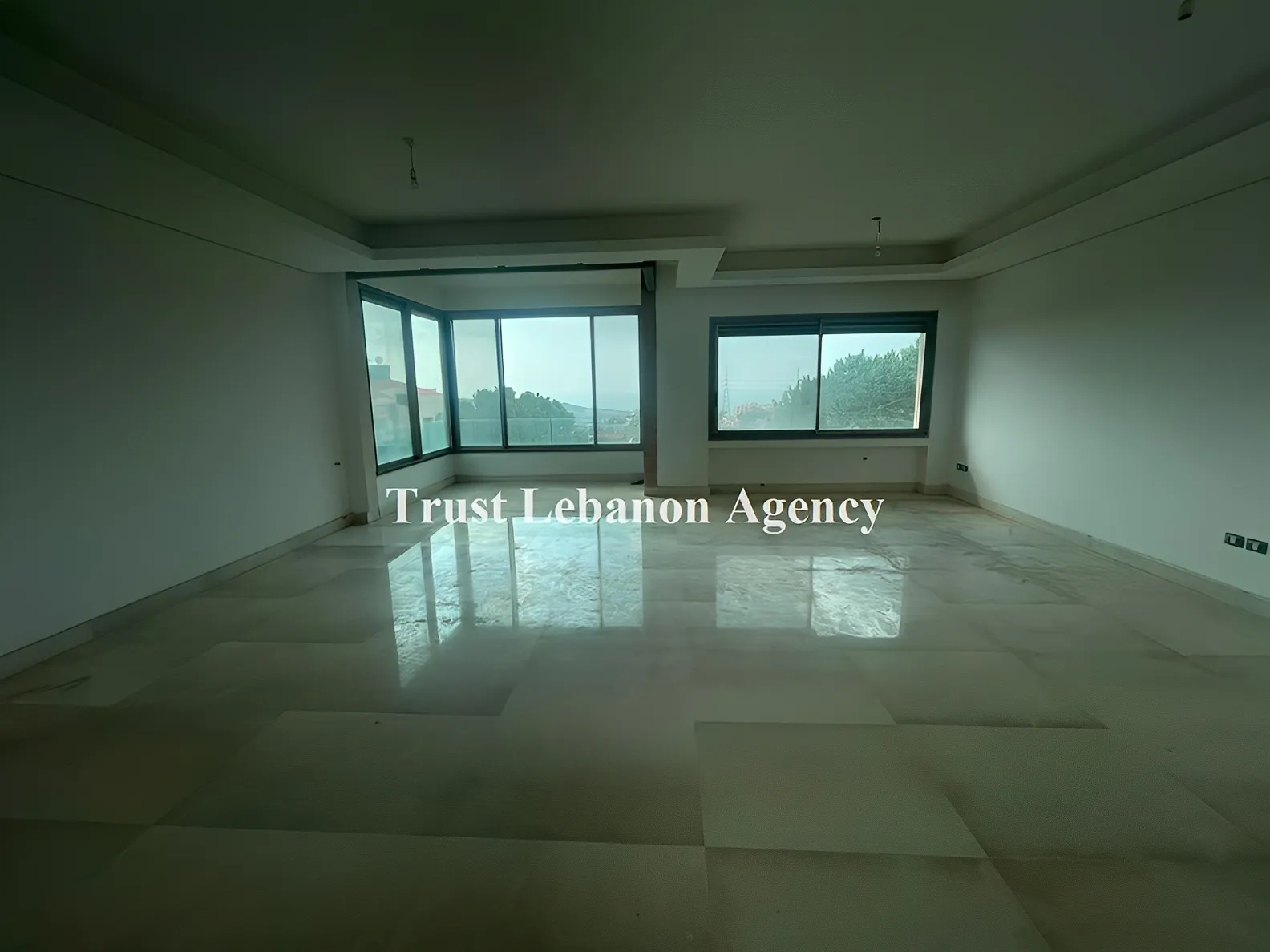 Apartment for Sale in Metn Monteverde Lebanon - 3 bed, 5 bath