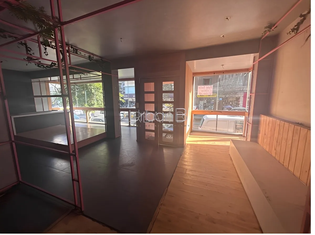 Restaurant for Sale in Sassine, Bayrut, Lebanon