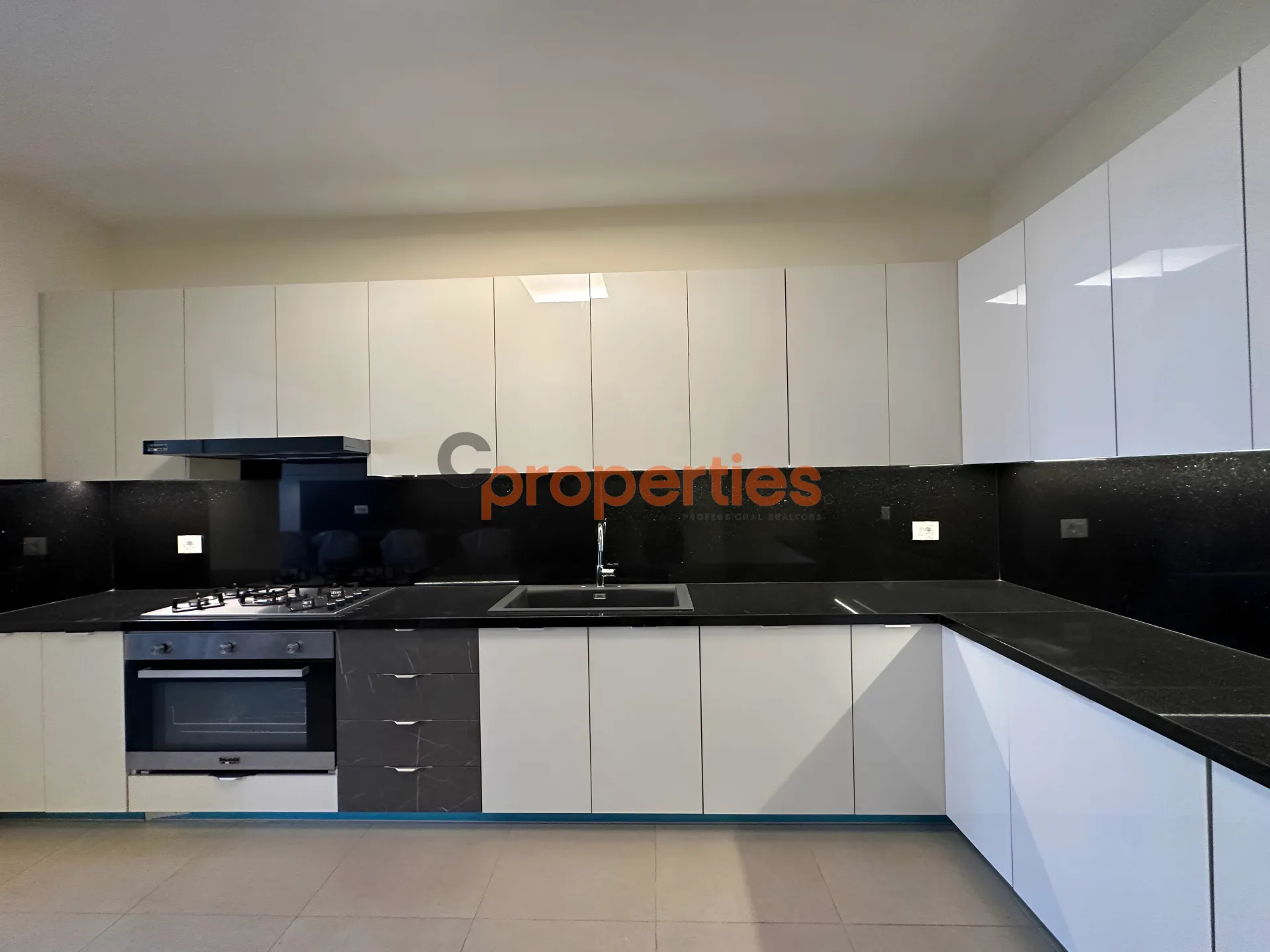 Apartment for rent in Mtayleb, Lebanon