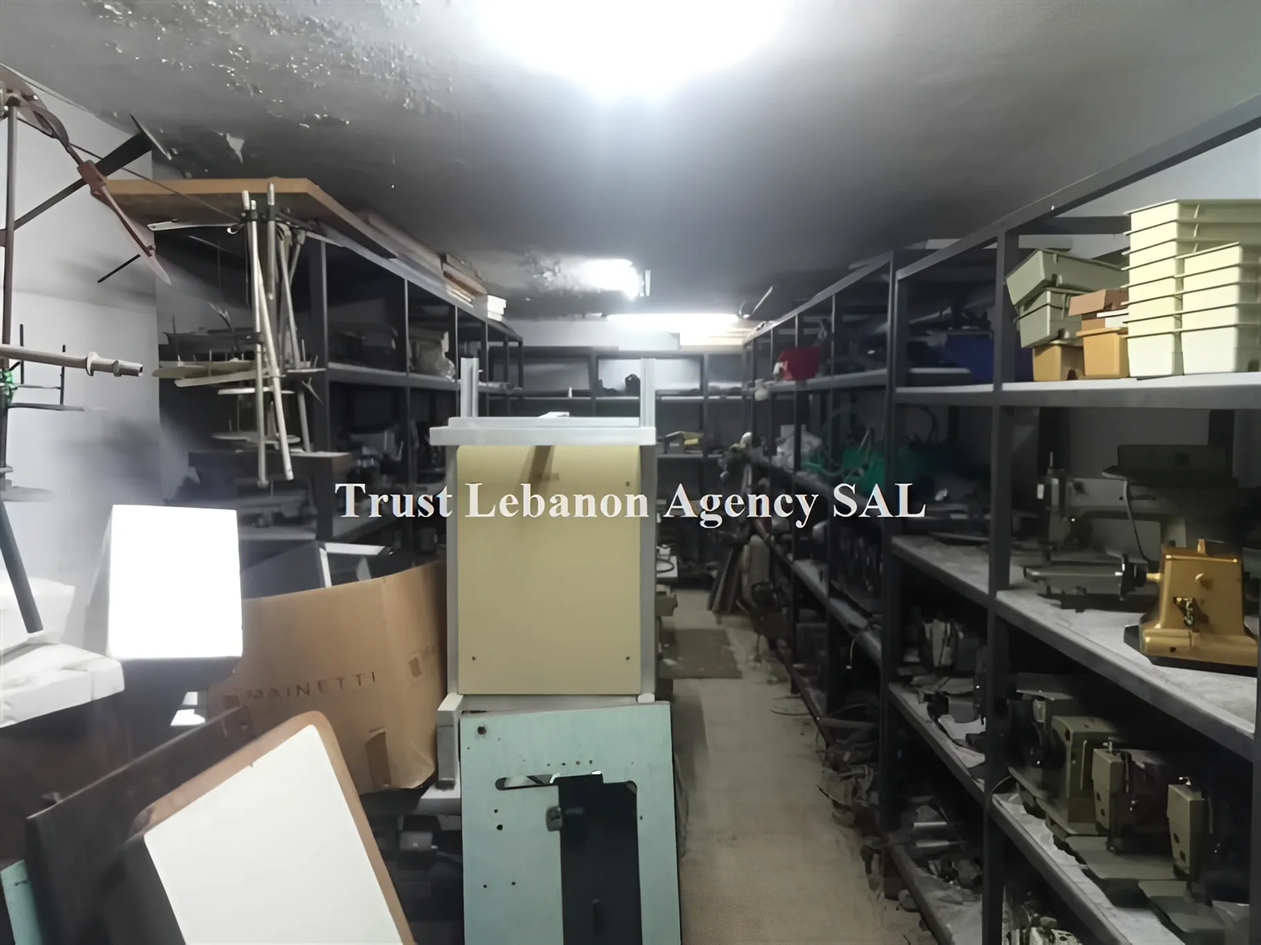 Shop for sale in Metn, Dekweneh