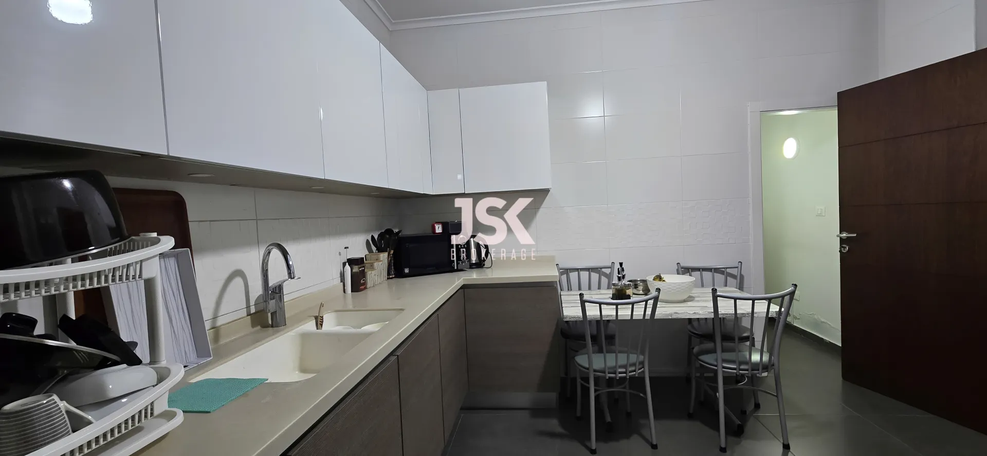 Apartment for Sale in Ras Al Naba'a