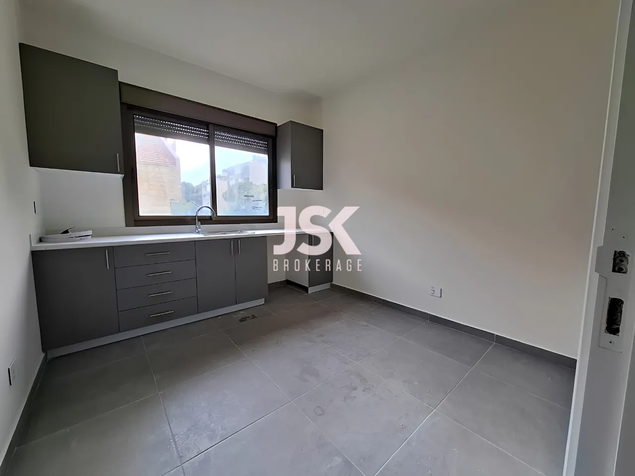 Apartment for Sale in Sehayleh - 3 bed, 3 bath