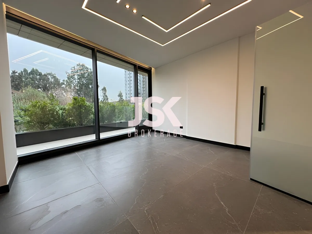 Office for Rent in Syoufi, Beirut, Lebanon