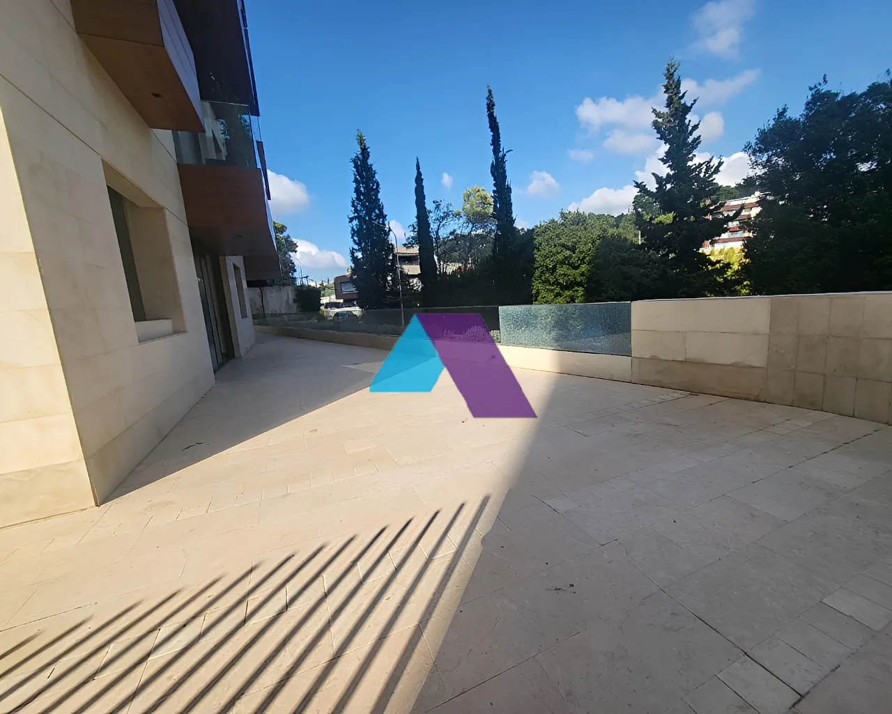 Apartment for Sale in Yarzeh - 4 bed, 5 bath