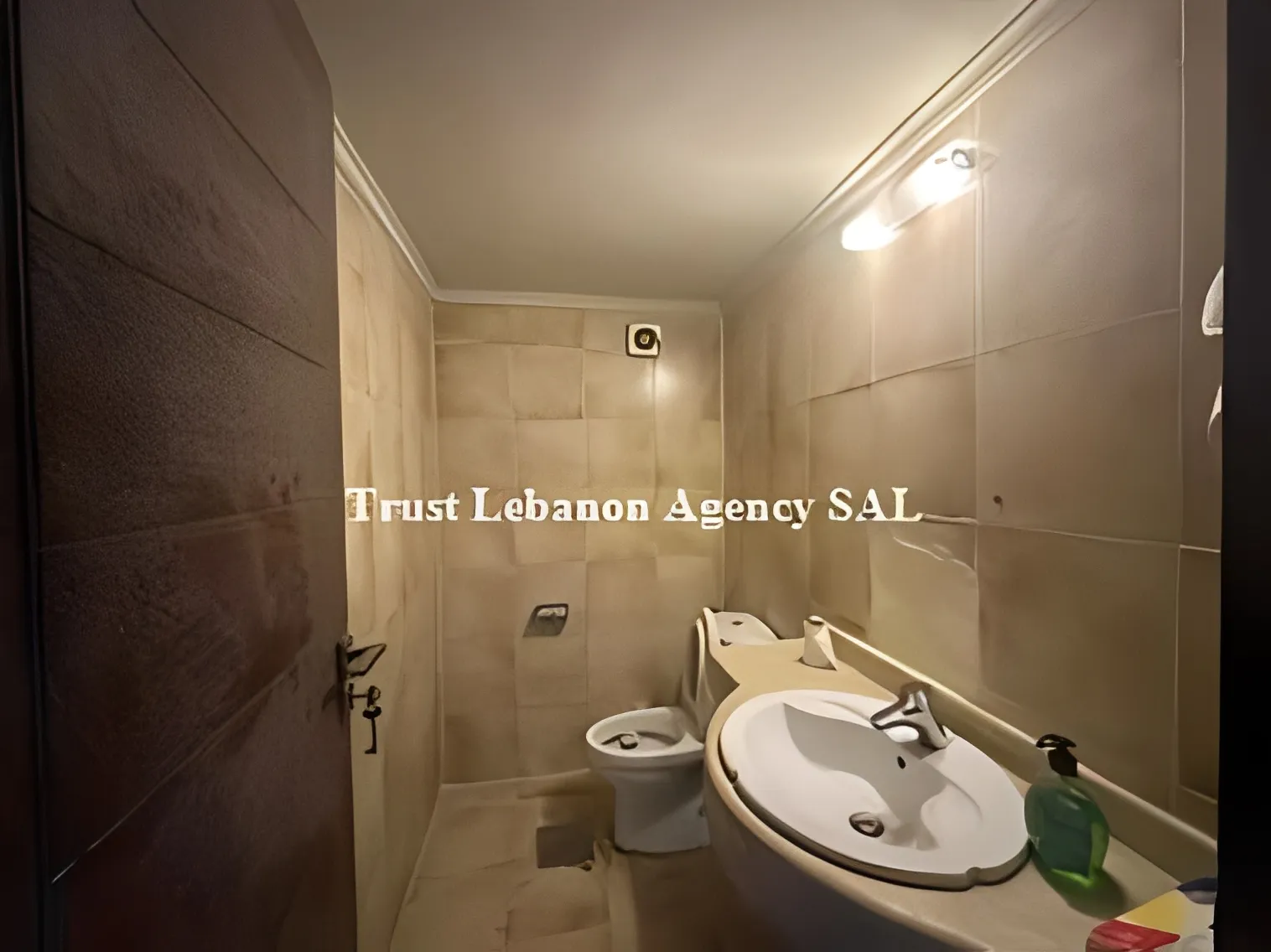 Office for rent in Metn, Sin El Fil