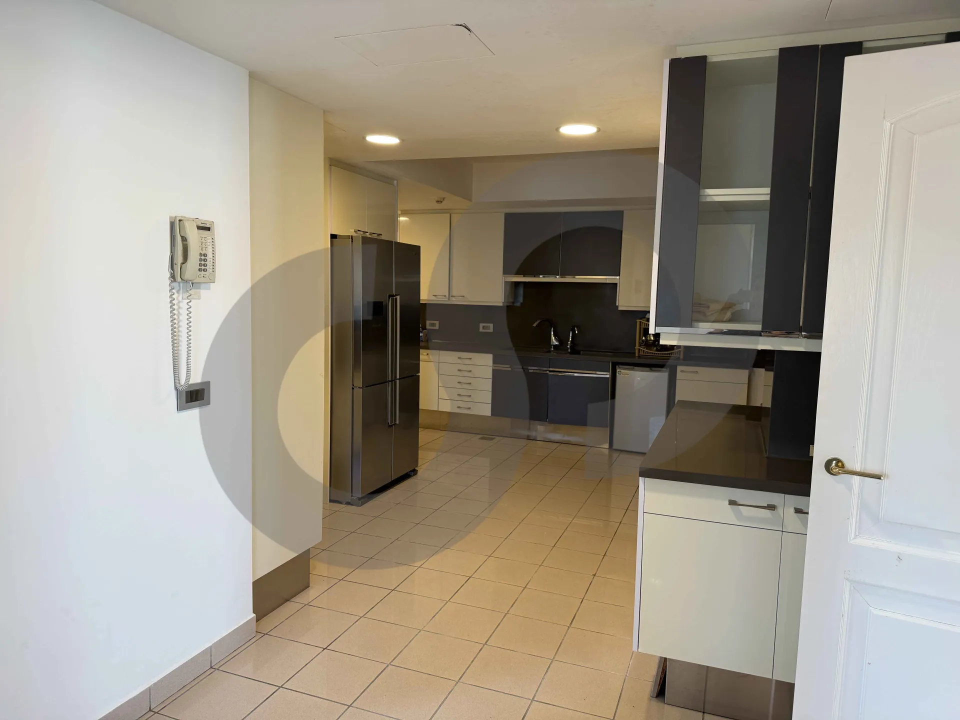 Apartment for Sale in Manara - 4 bed, 6 bath