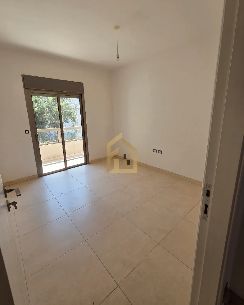 Apartment for sale in Haret Sakher, Lebanon