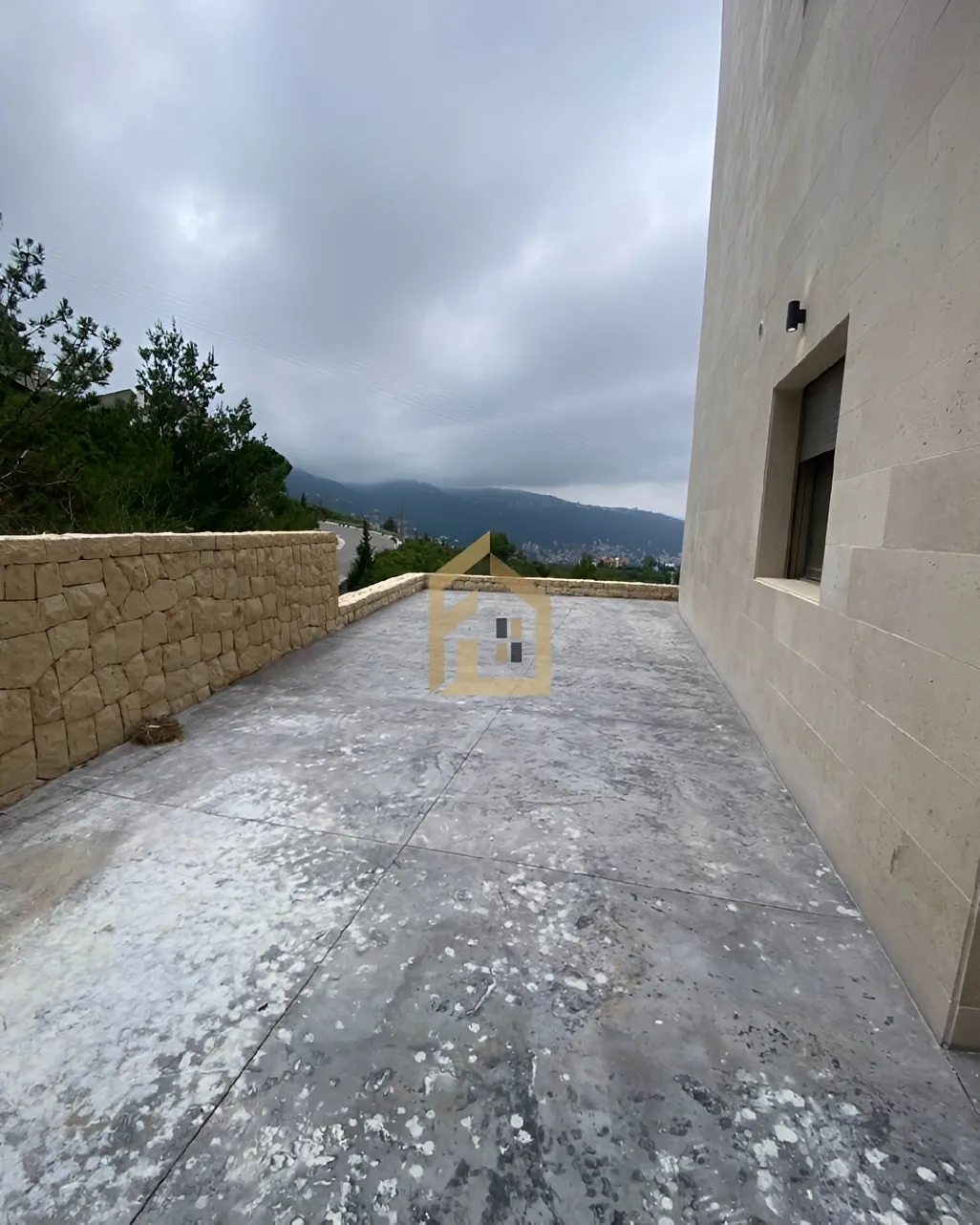 Apartment for sale in Adma w Dafnah, Lebanon