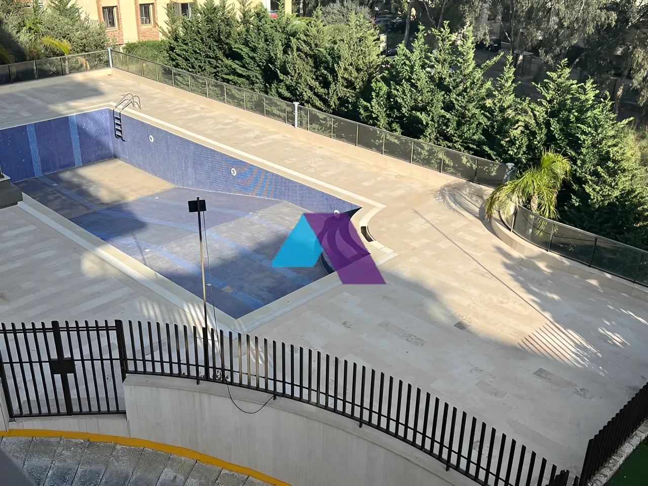 Apartment for Sale in Adma w Dafnah - 3 bed, 4 bath