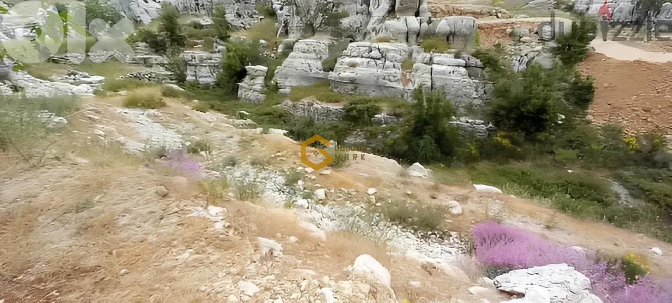 Land for Sale in Faitroun