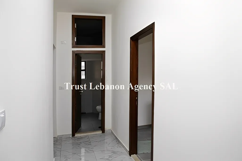 Office For Rent in Metn, Dekweneh