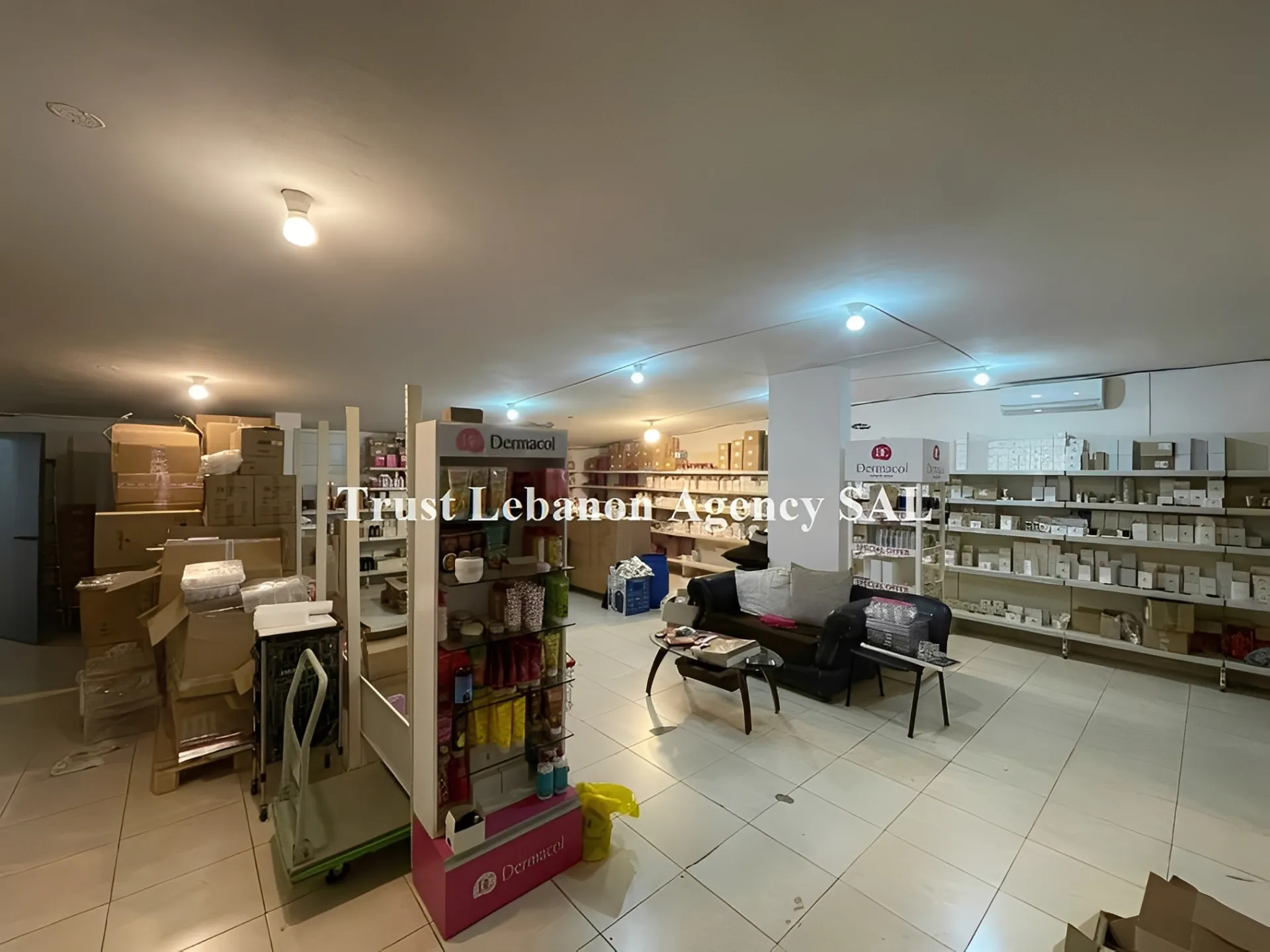 Shop for sale in Beirut, Bir Hasan