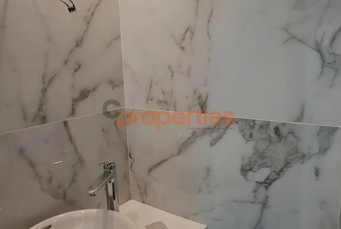 Apartment for Sale in Achrafieh - 2 bed, 4 bath