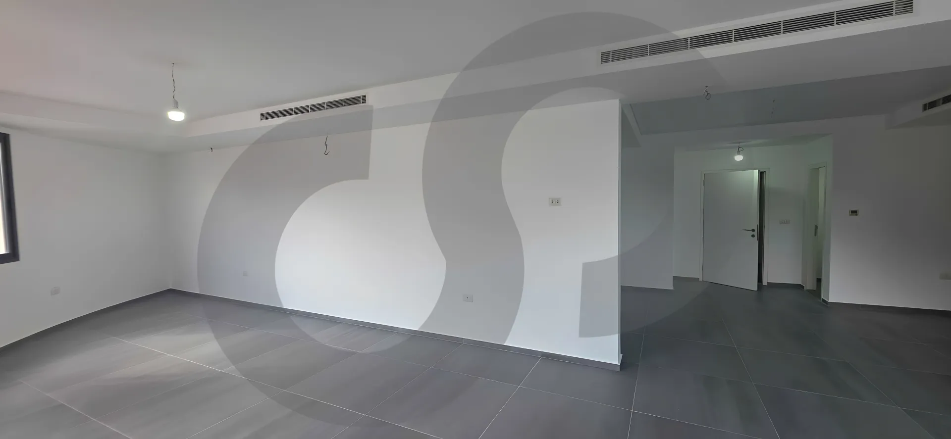 Commercial Property for Rent in Kousba
