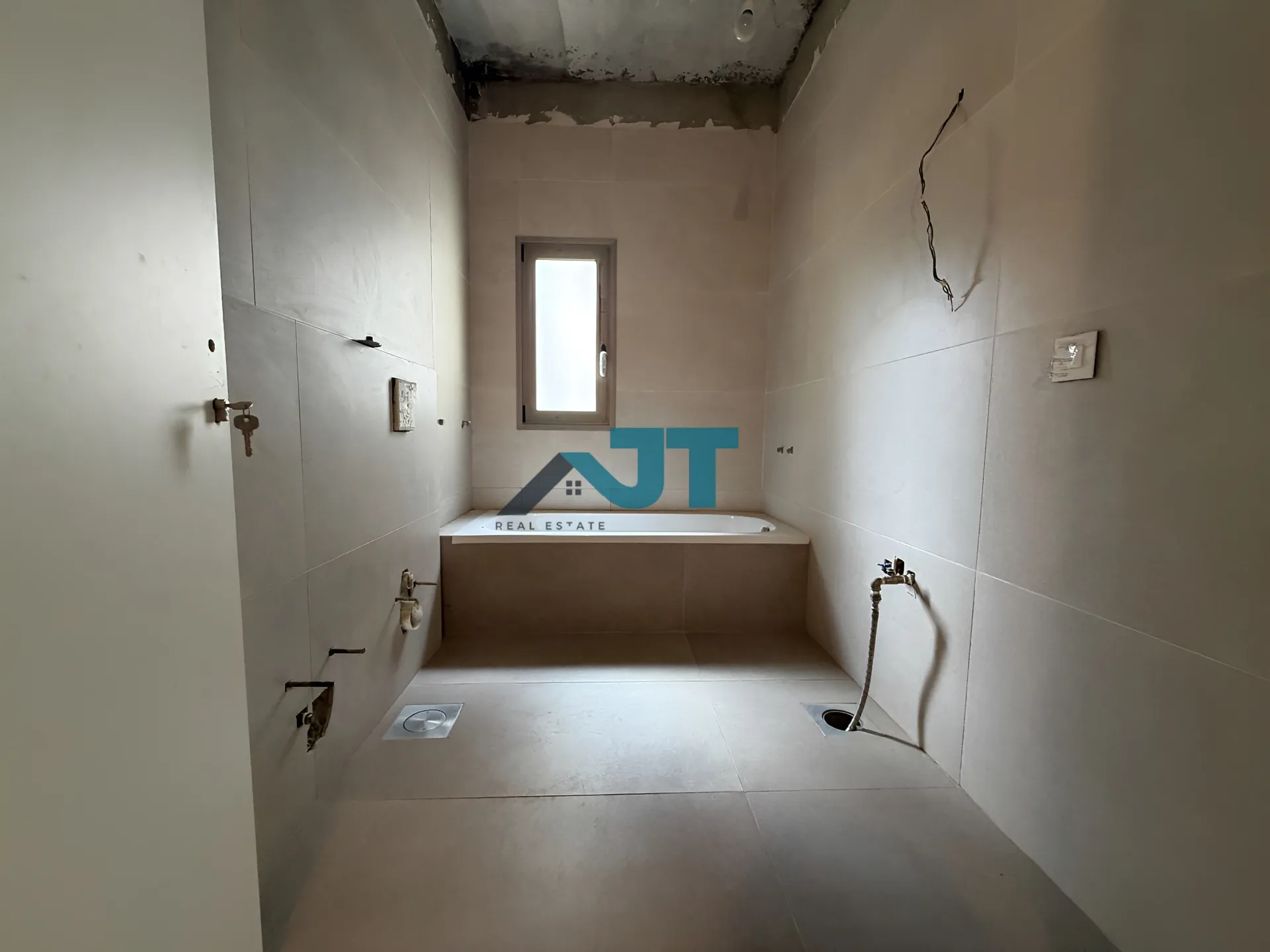 Apartment for rent in Mtayleb