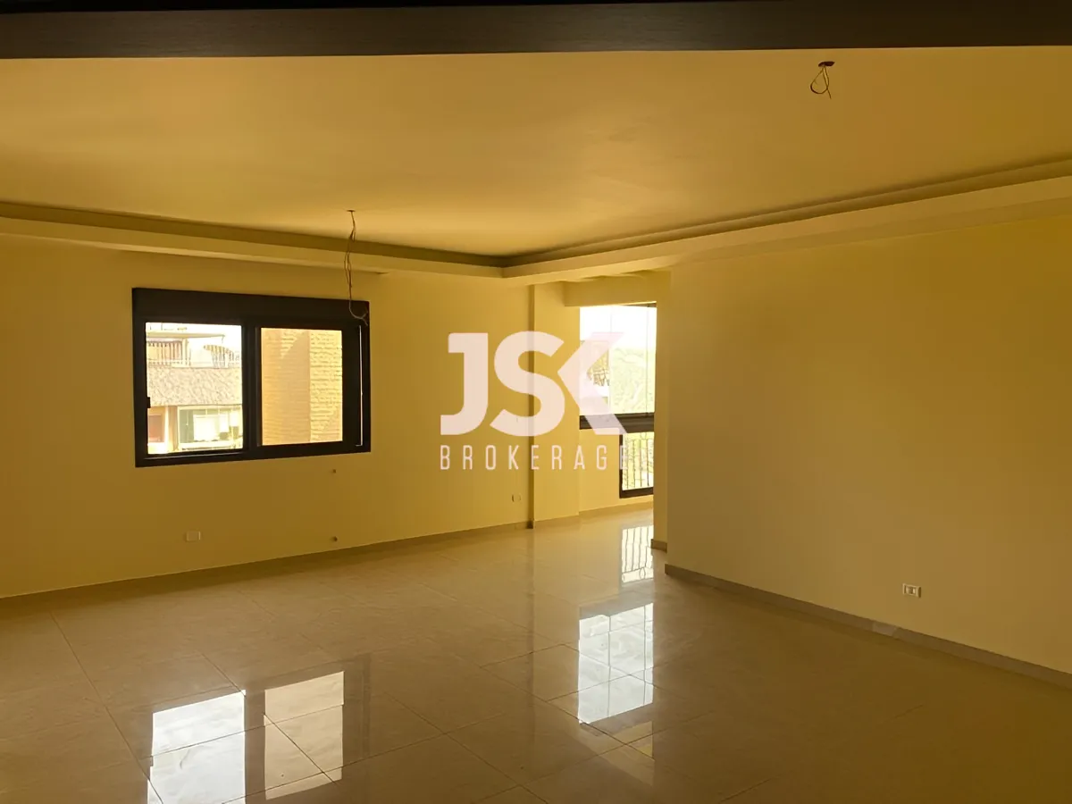 Apartment for Sale in Zikrit, Lebanon