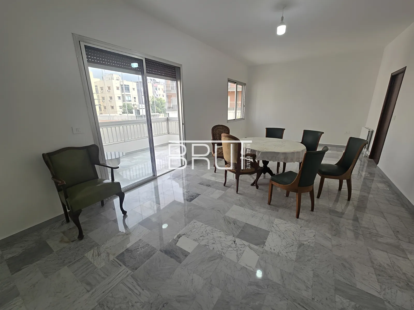 Apartment for Sale in Zouk Mosbeh
