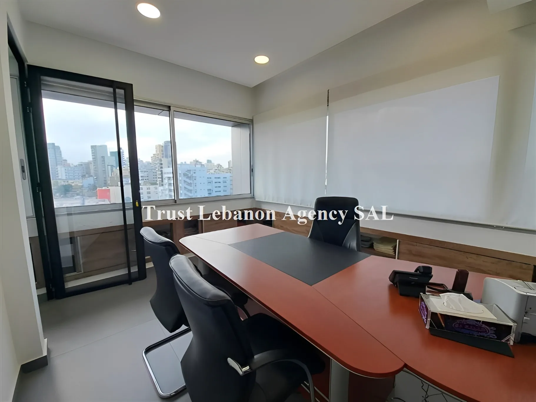 Office for sale in Baabda, Sin El Fil