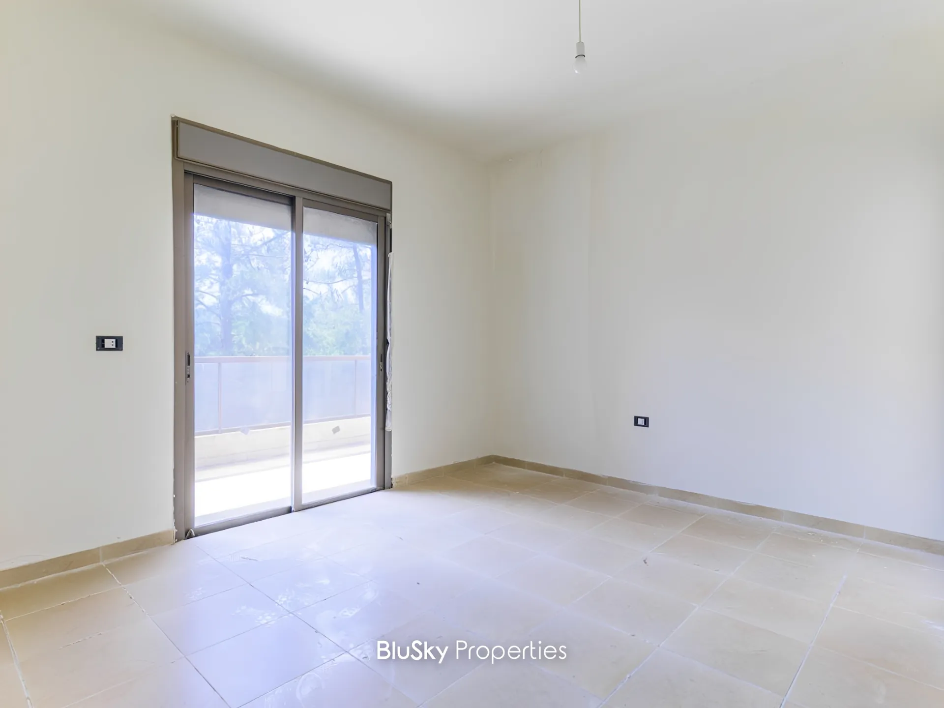 Apartment for rent in Ballouneh, lebanon