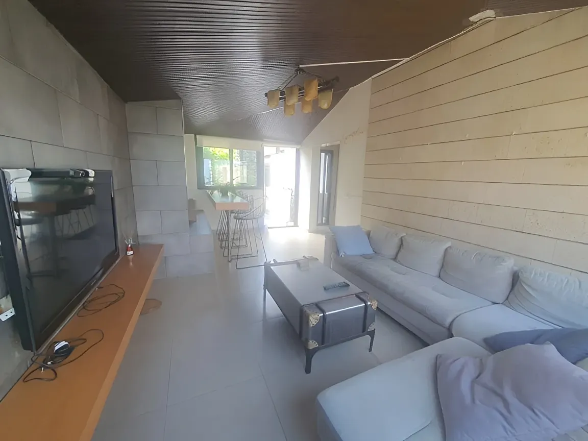 Apartment for Sale in Ballouneh