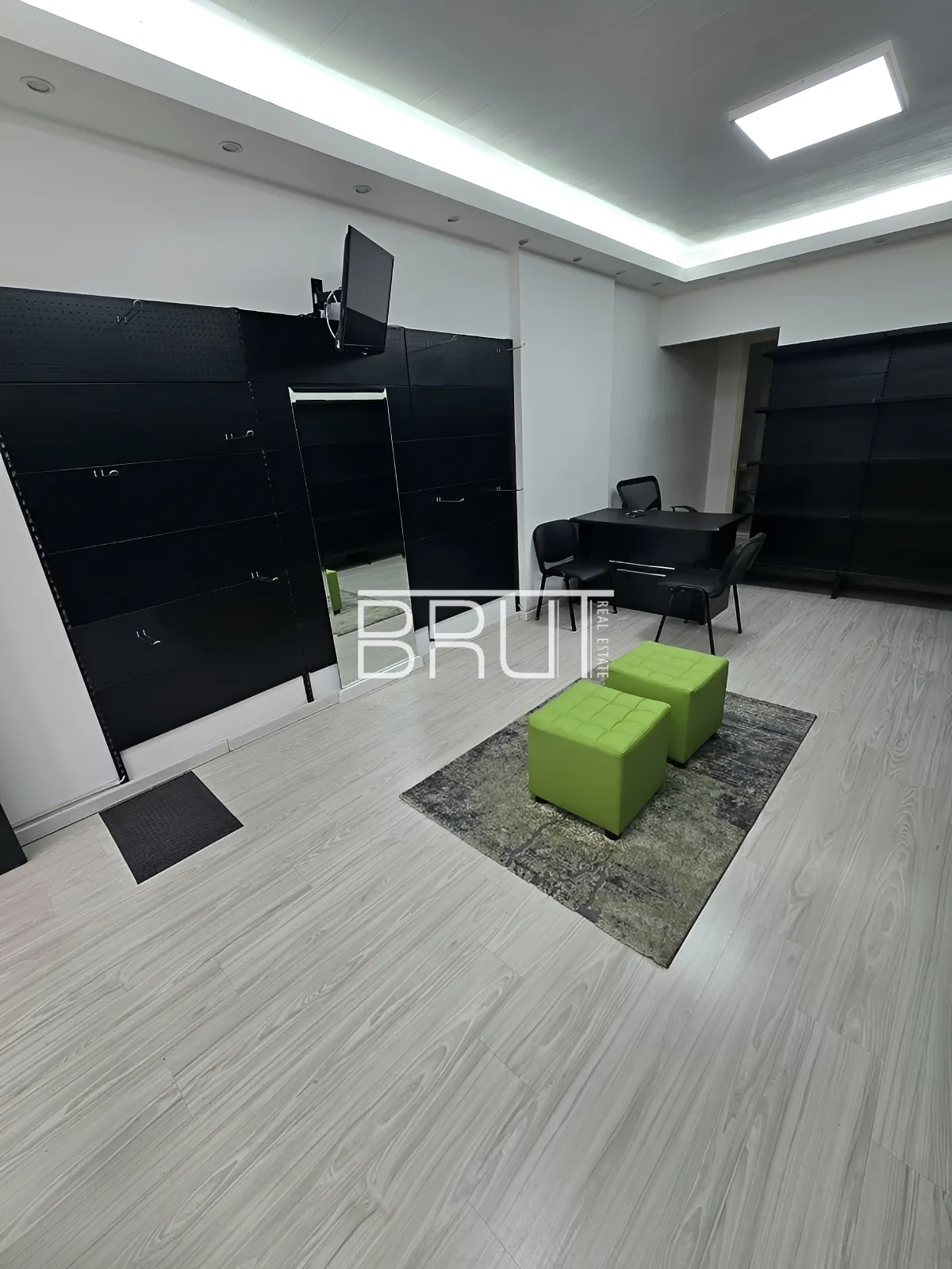 Shop for rent in Jounieh