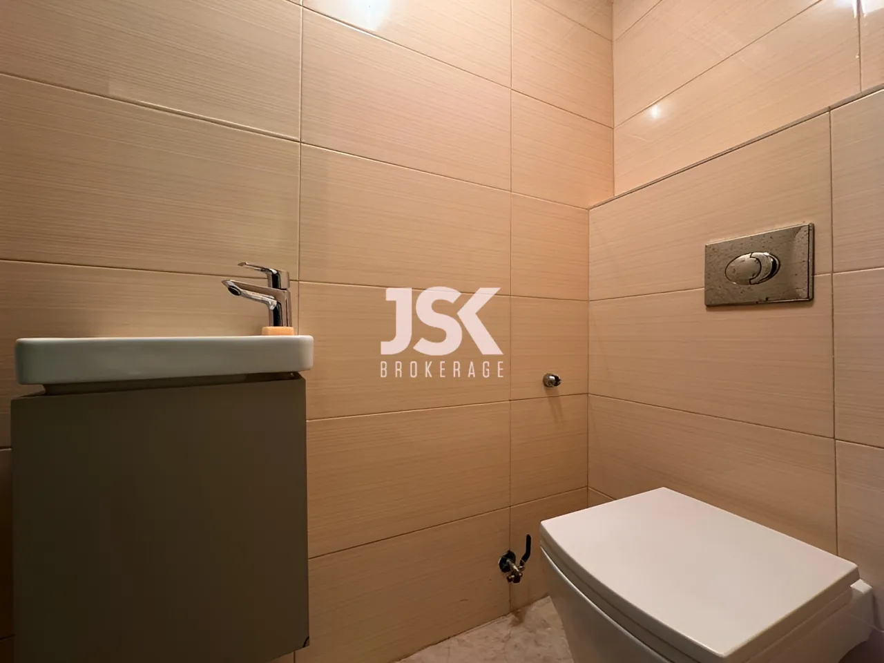 Apartment for Sale in Dawhet Aramoun