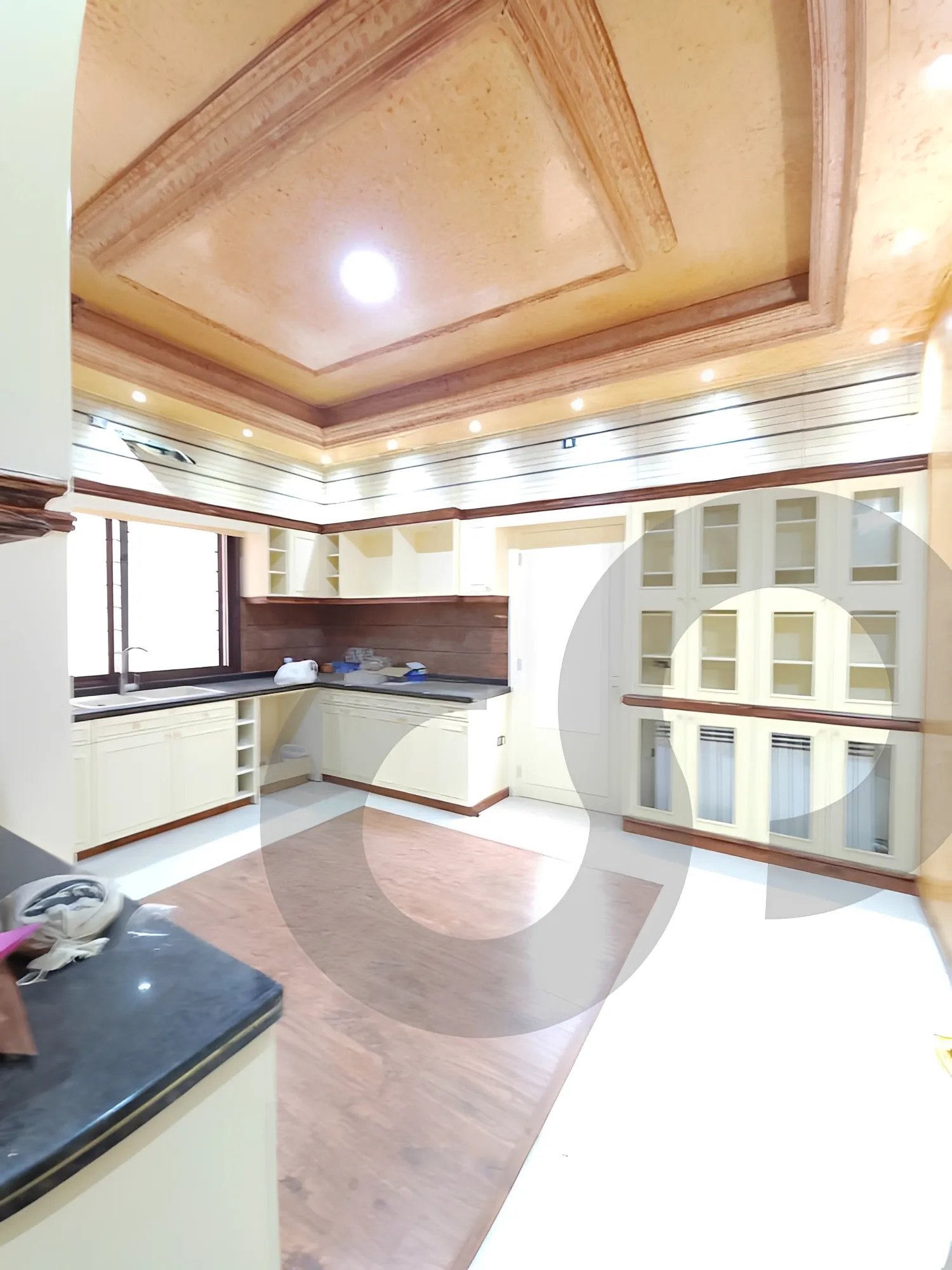 Villa for Sale in Cornet Chahwan