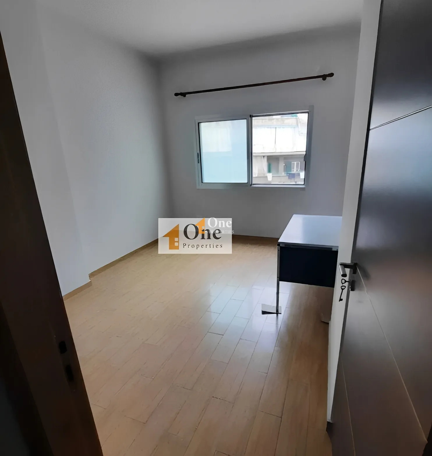 Office for rent in Daoura, Lebanon
