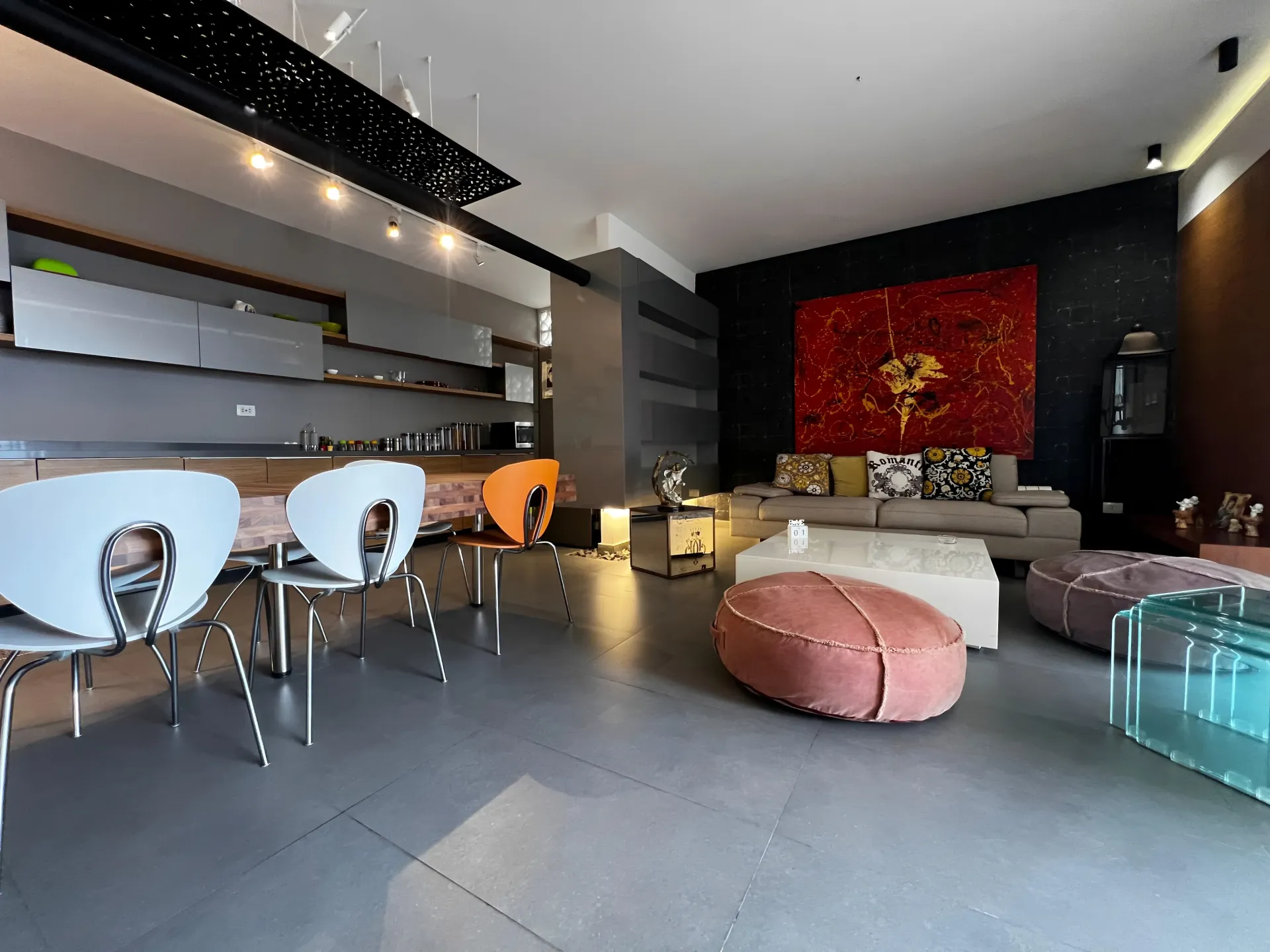 Apartment for Rent in Ballouneh