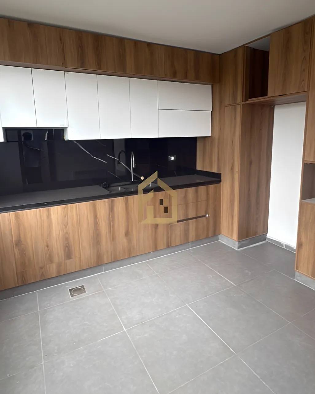 Apartment for sale in Beit El Kiko, Lebanon - 3 bed, 3 bath