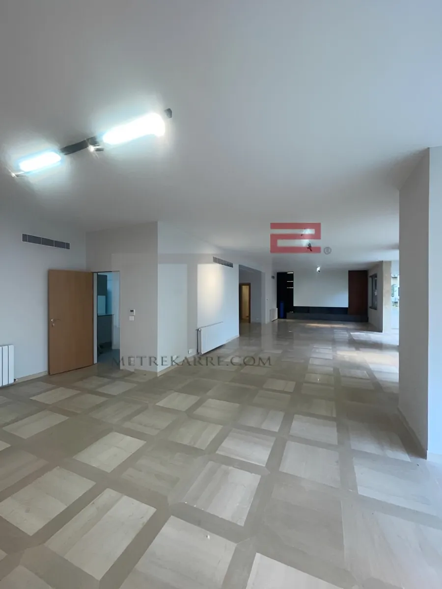 Apartment for rent in Furn El Hayek