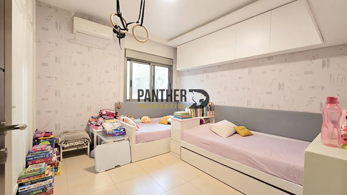 Apartment for sale in Aaraiya