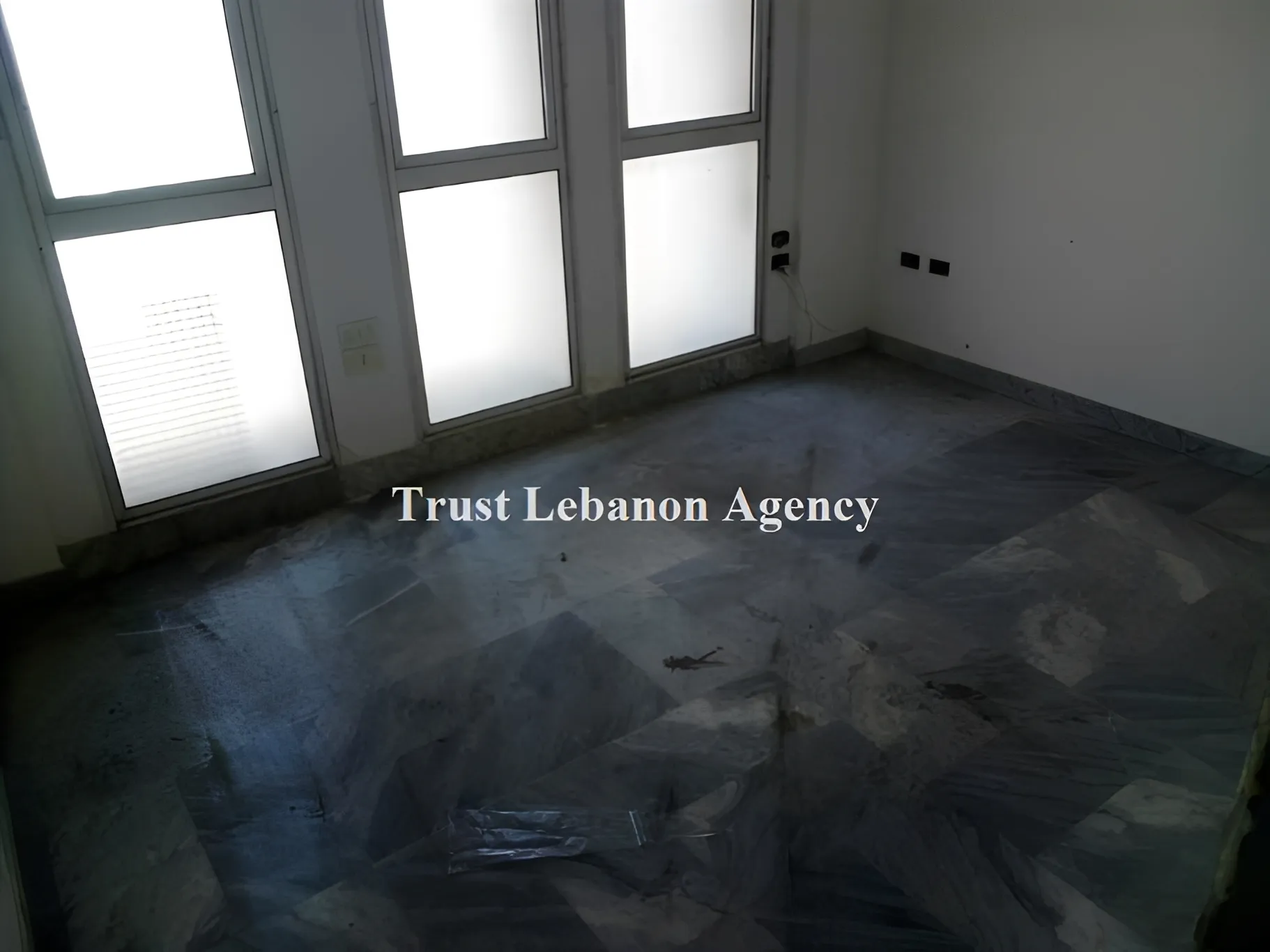 Office for rent in Beirut, Mar Elias