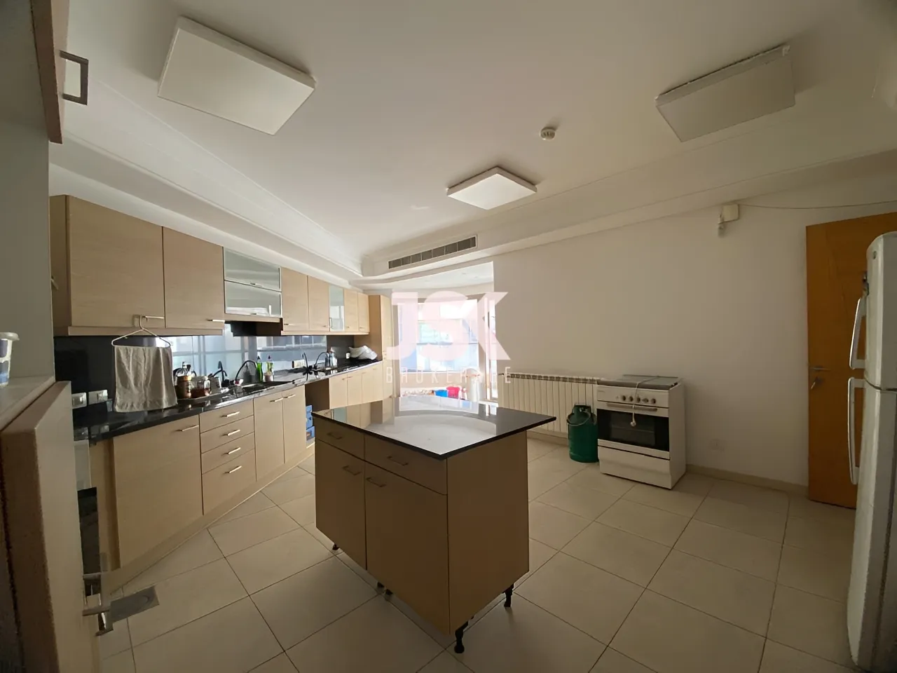 Apartment for Sale in Ras