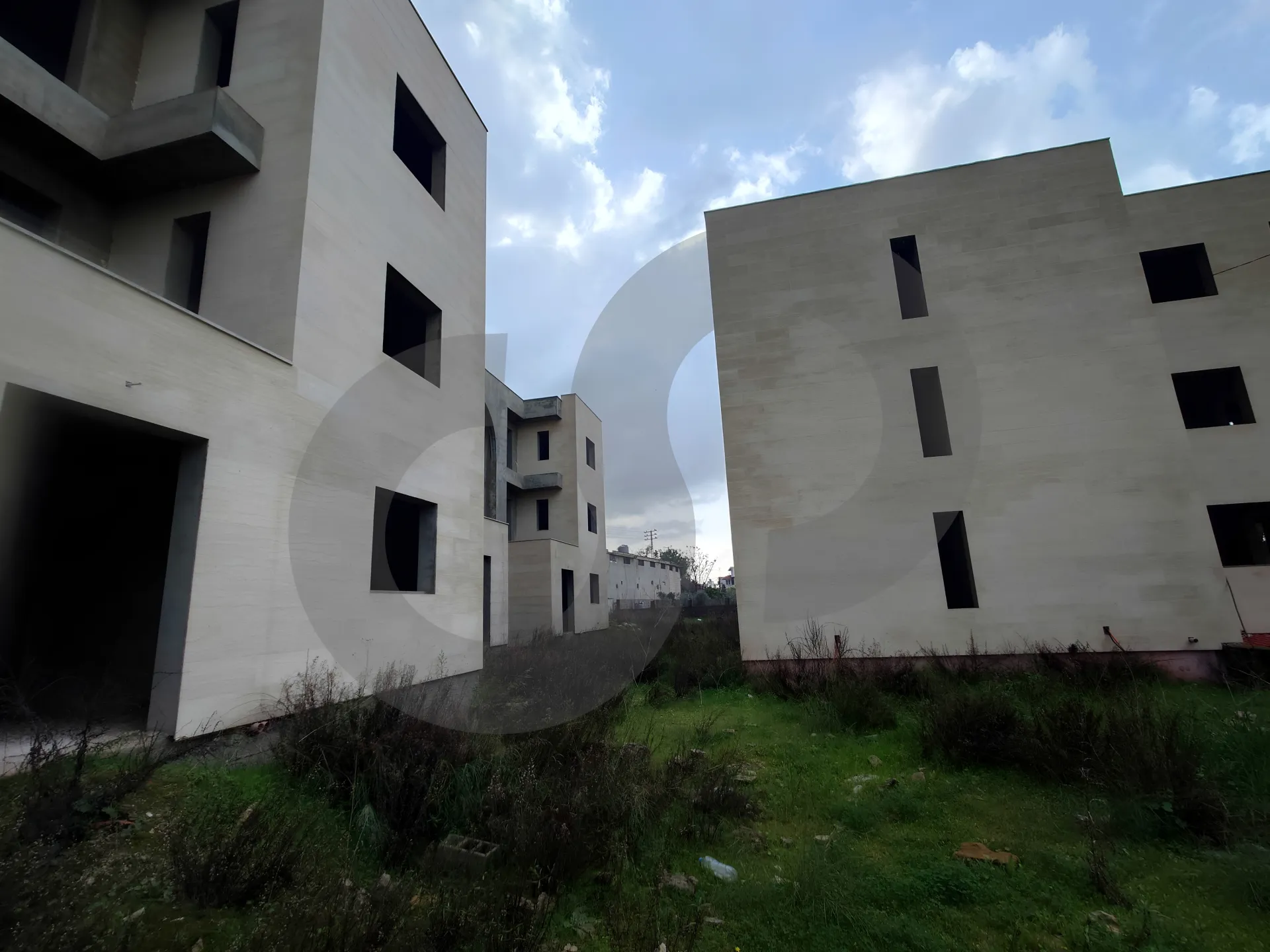 Building for Sale in Zgharta Town