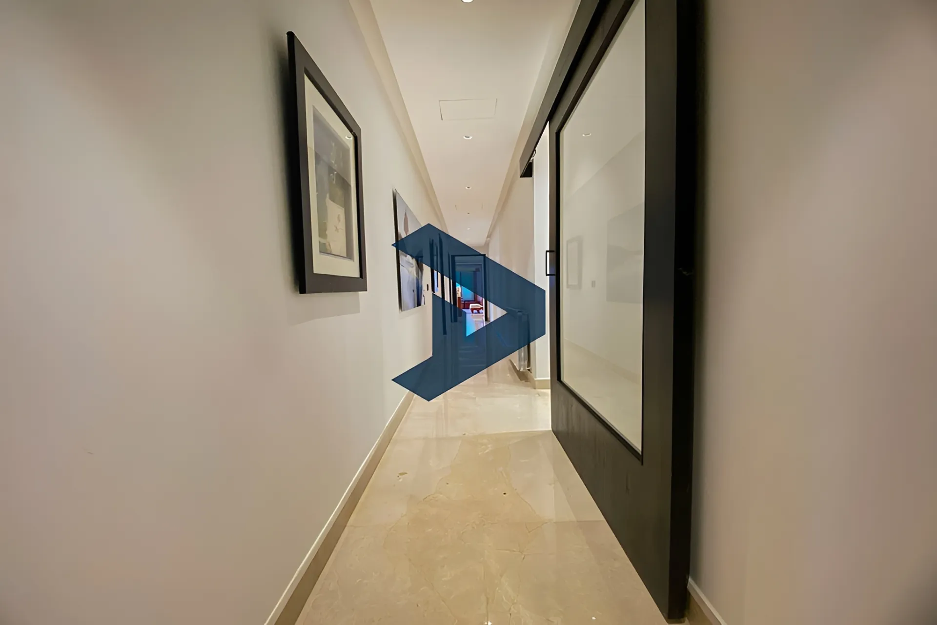 Apartment for sale in Raoucheh, Beirut, Lebanon
