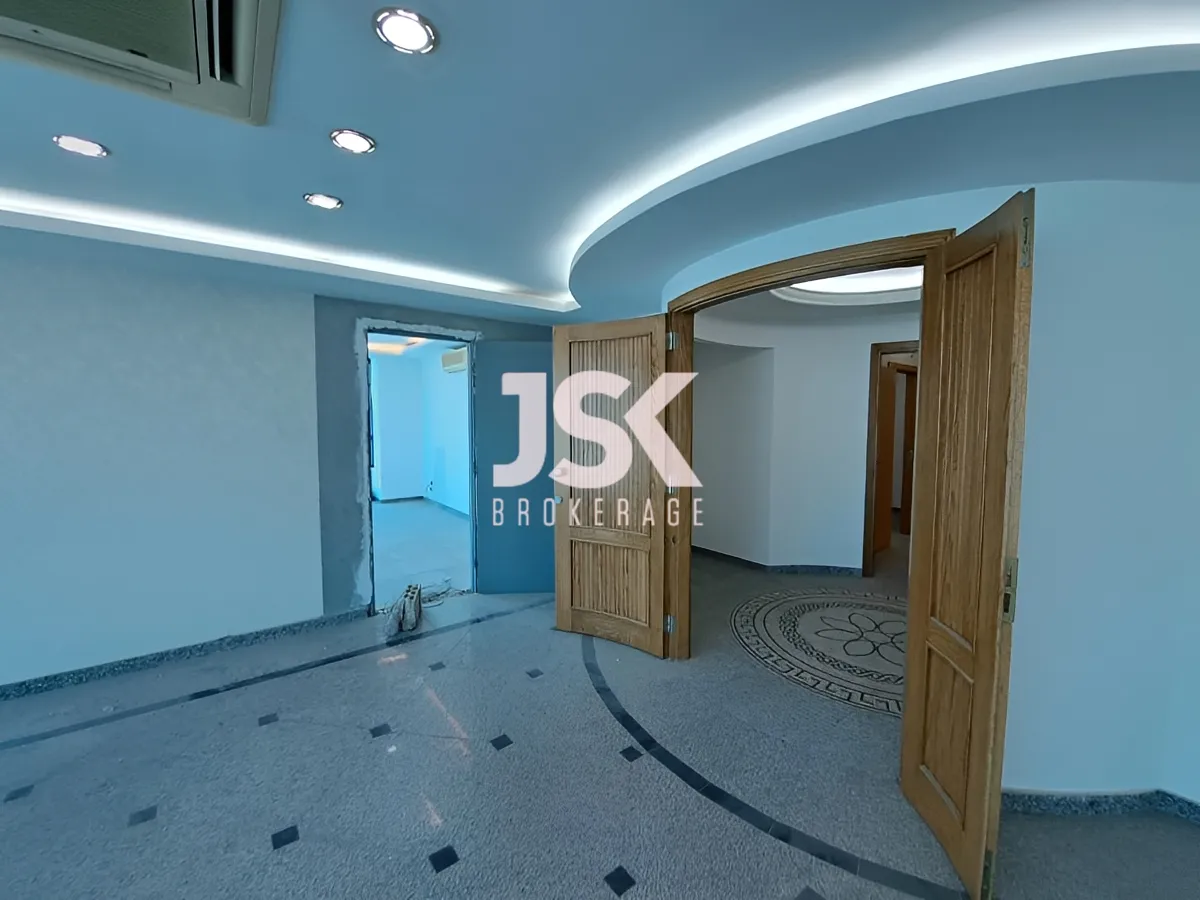 Office for rent in Baouchriyeh