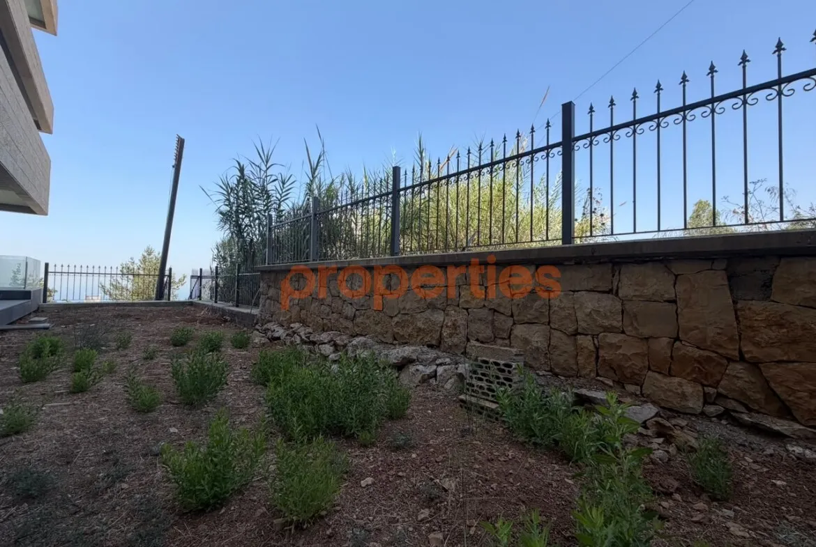 Apartment for Sale in Cornet Chahwan