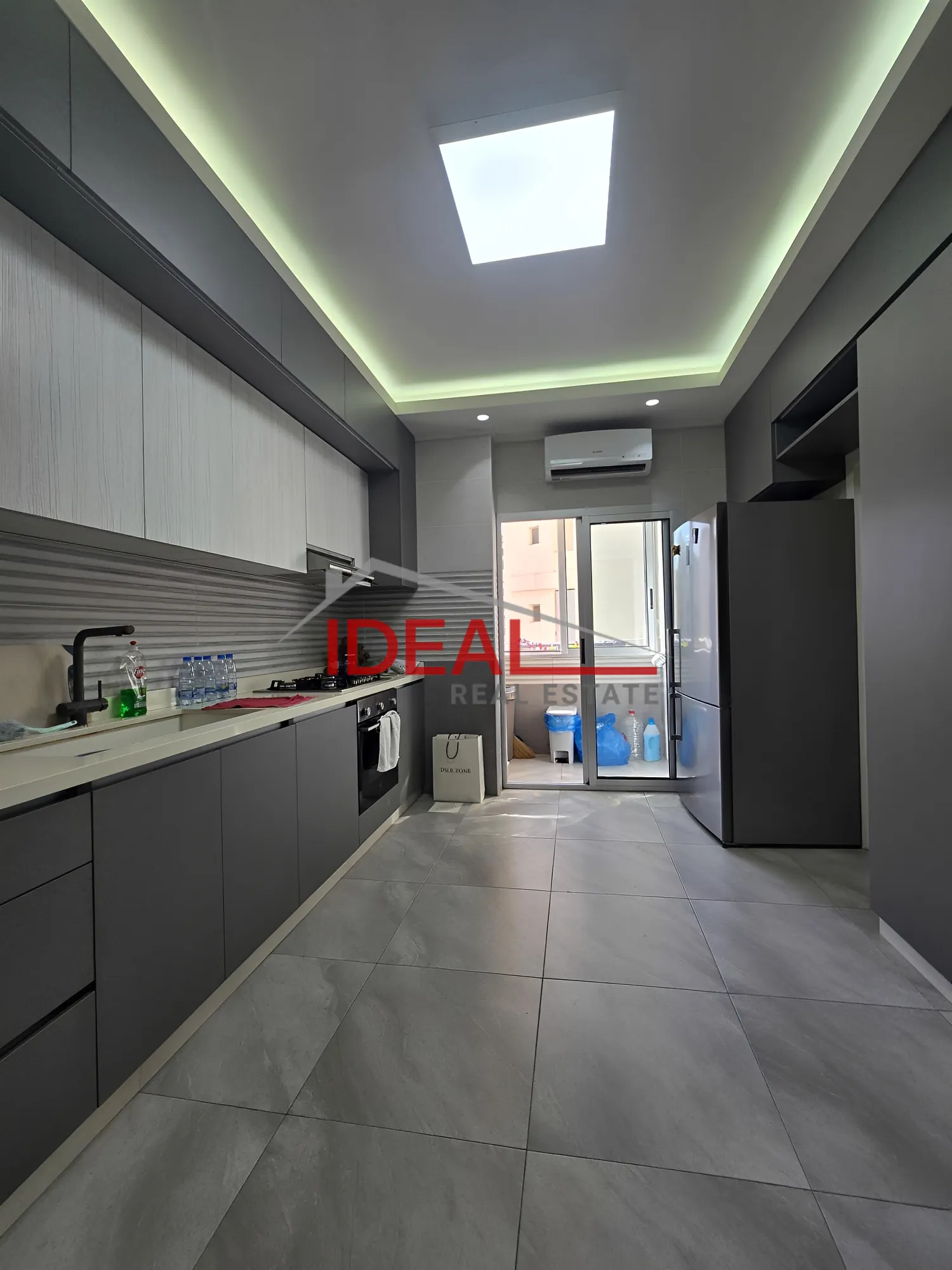 Apartment for Sale in Ain el remmeneh