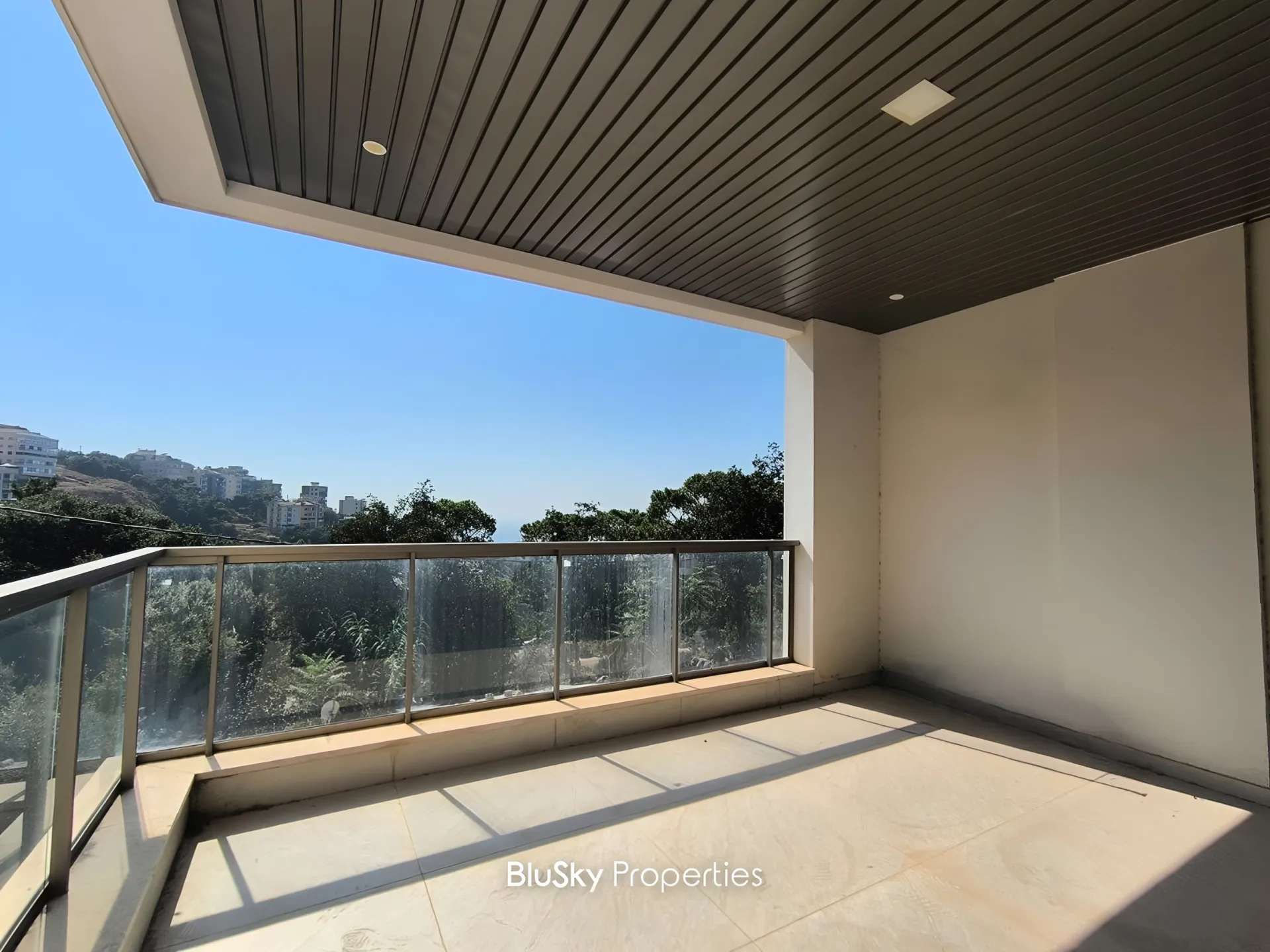 Apartment for sale in Qornet el hamra, lebanon - 3 bed, 3.0 bath