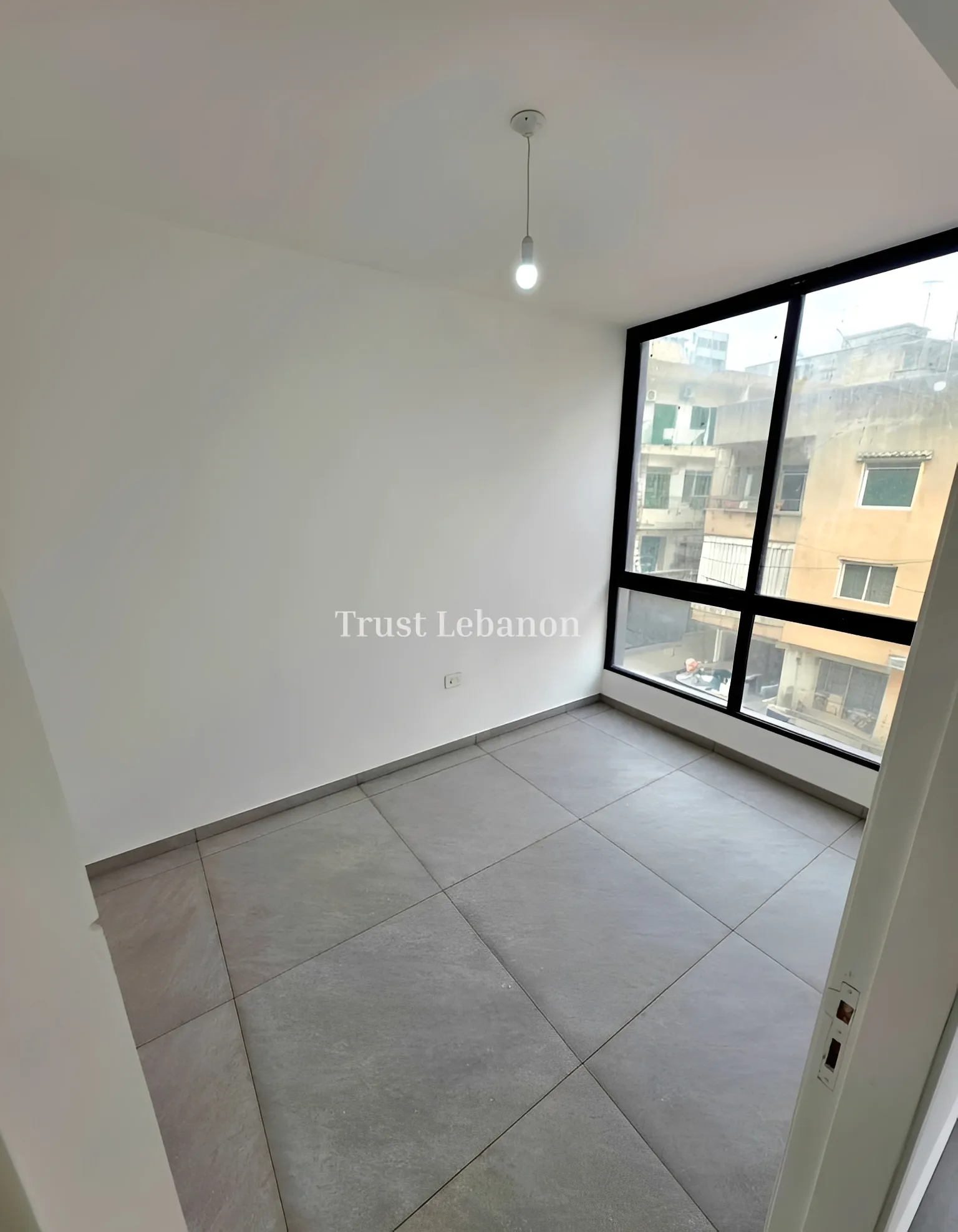 Office for rent in Zalqa, Lebanon