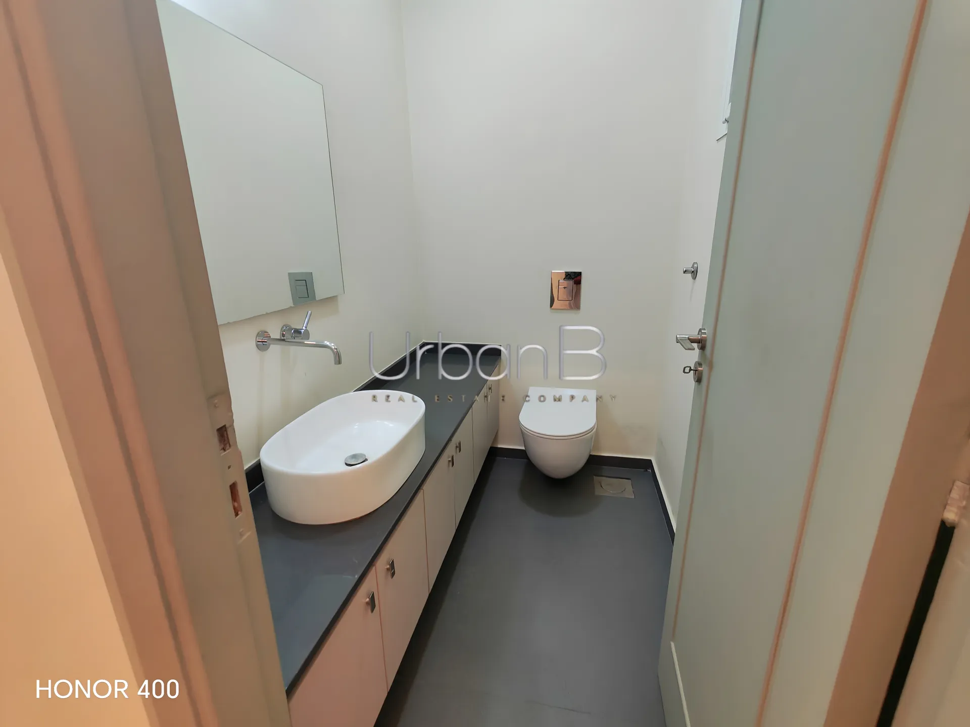 Office for rent in Beirut