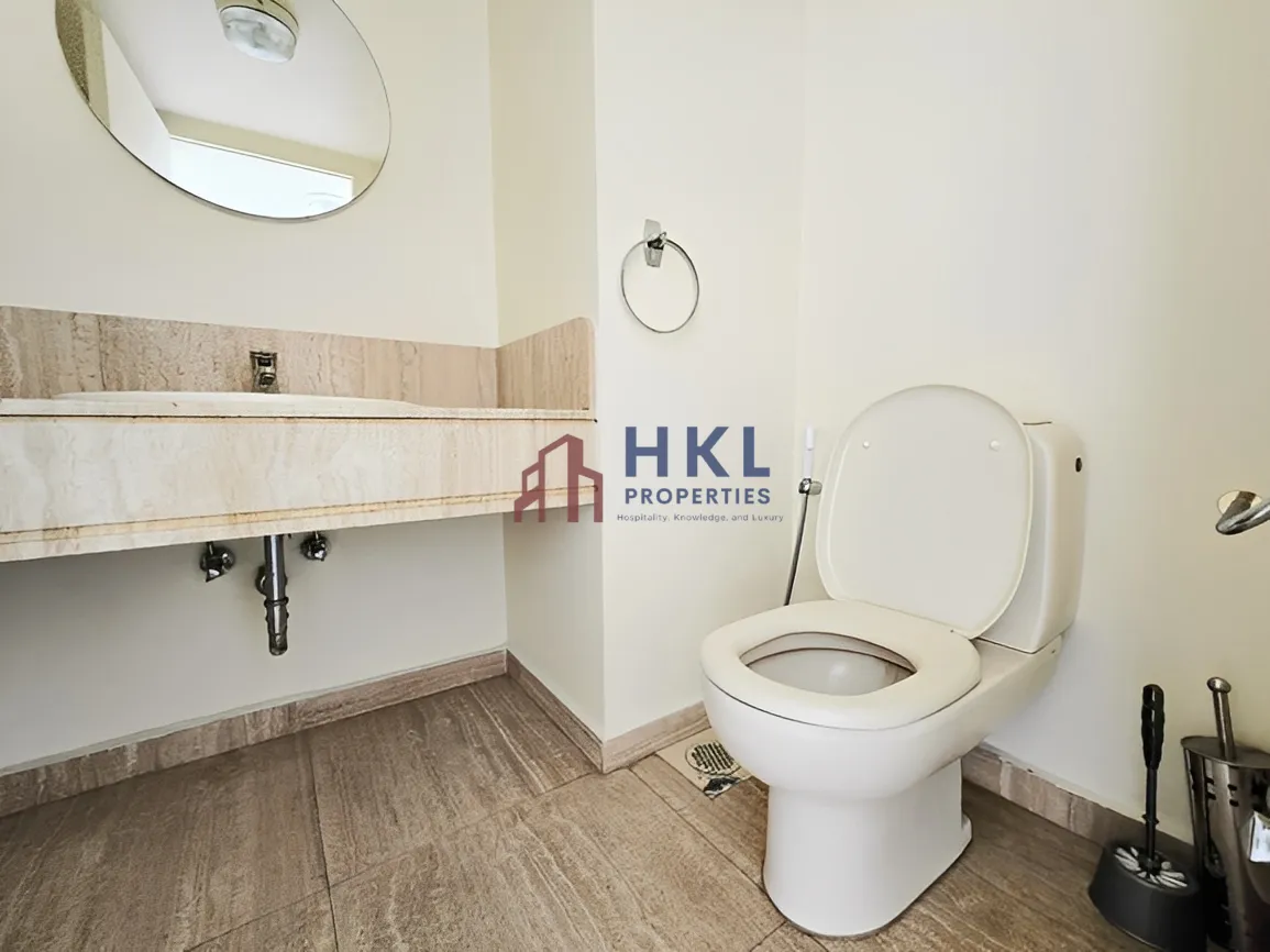 Apartment for Rent in Sursock, Bayrut, Lebanon