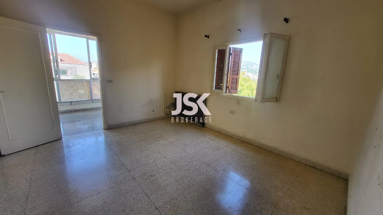 Apartment for Sale in Ajaltoun