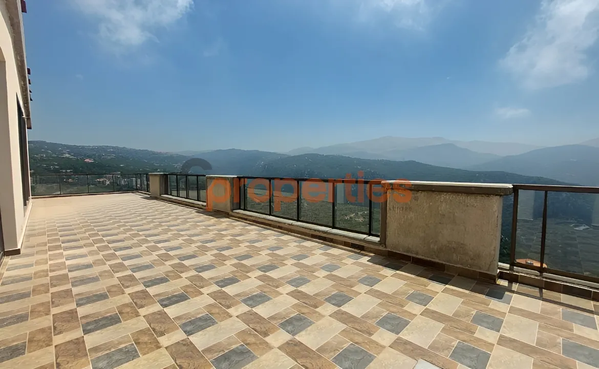 Apartment for Sale in Qlayaat