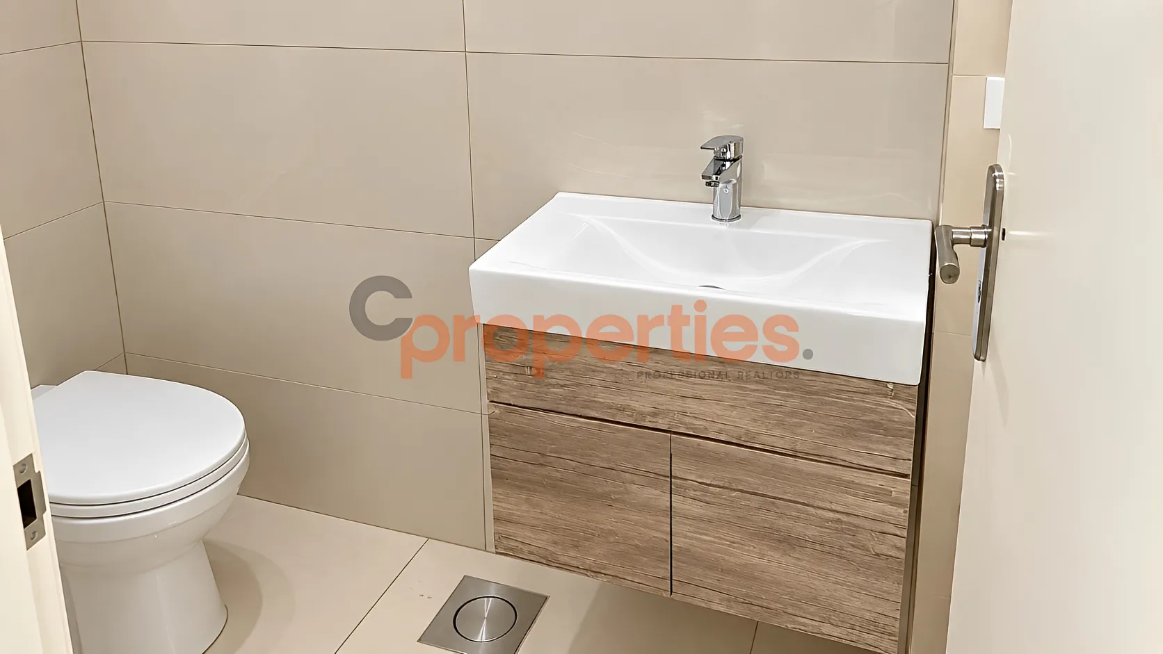 Shop for Rent in Roum